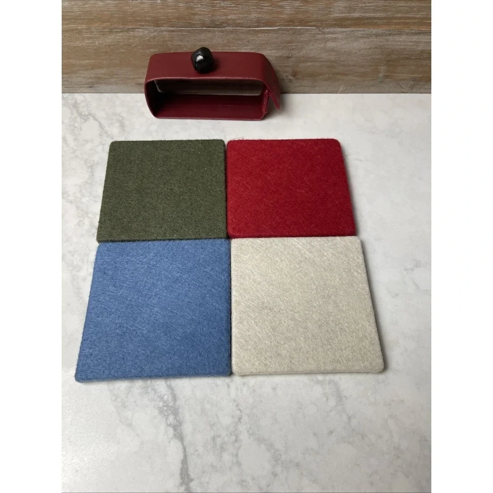 Christmas Felt Coasters Set – Square Holiday Drink Coasters with Leather Strap